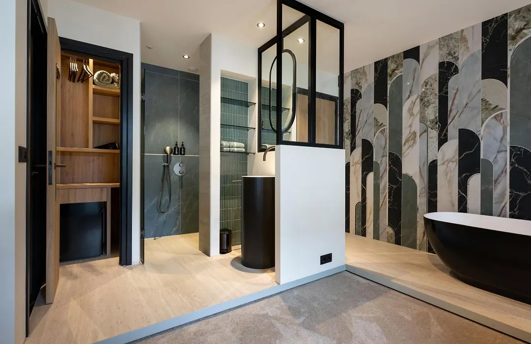 Myko Boutique Benb-1